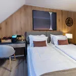 Kro Gaestehaus Zum Roten Hahn Lüneburg