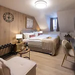 Estalagem Gaestehaus Zum Roten Hahn Lüneburg