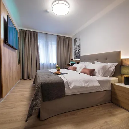 Gaestehaus Zum Roten Hahn リューネブルク