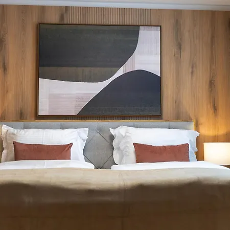 イン Gaestehaus Zum Roten Hahn *