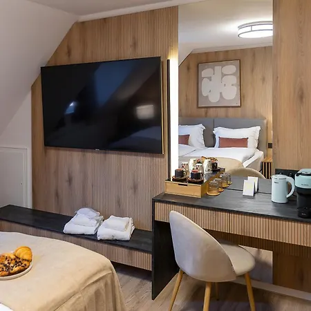 イン Gaestehaus Zum Roten Hahn リューネブルク