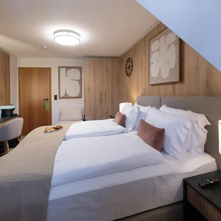 Värdshus Gaestehaus Zum Roten Hahn Lüneburg